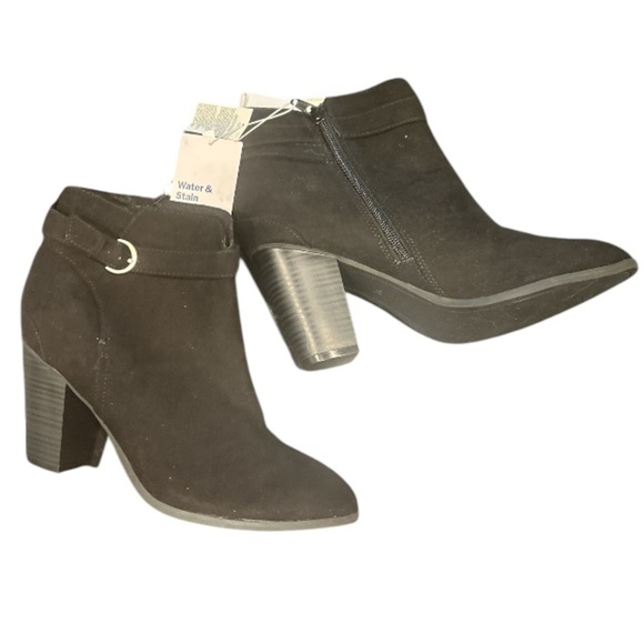 Old Navy Black Bootie NWT Ultra Suede Water & Stain Resistant, Size 9.5. - Picture 6 of 10